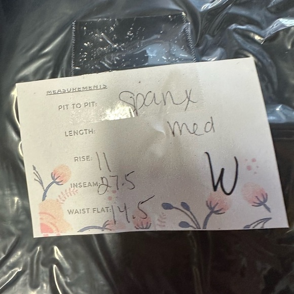 SPANX Ponte black shaping woman's ankle casual classic chic pant.  MEDIUM - Picture 11 of 11